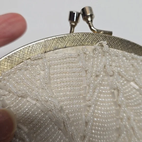 {Mr. Ernest Simon} Vintage Elegant White Beaded Women's Bag - Picture 8 of 12